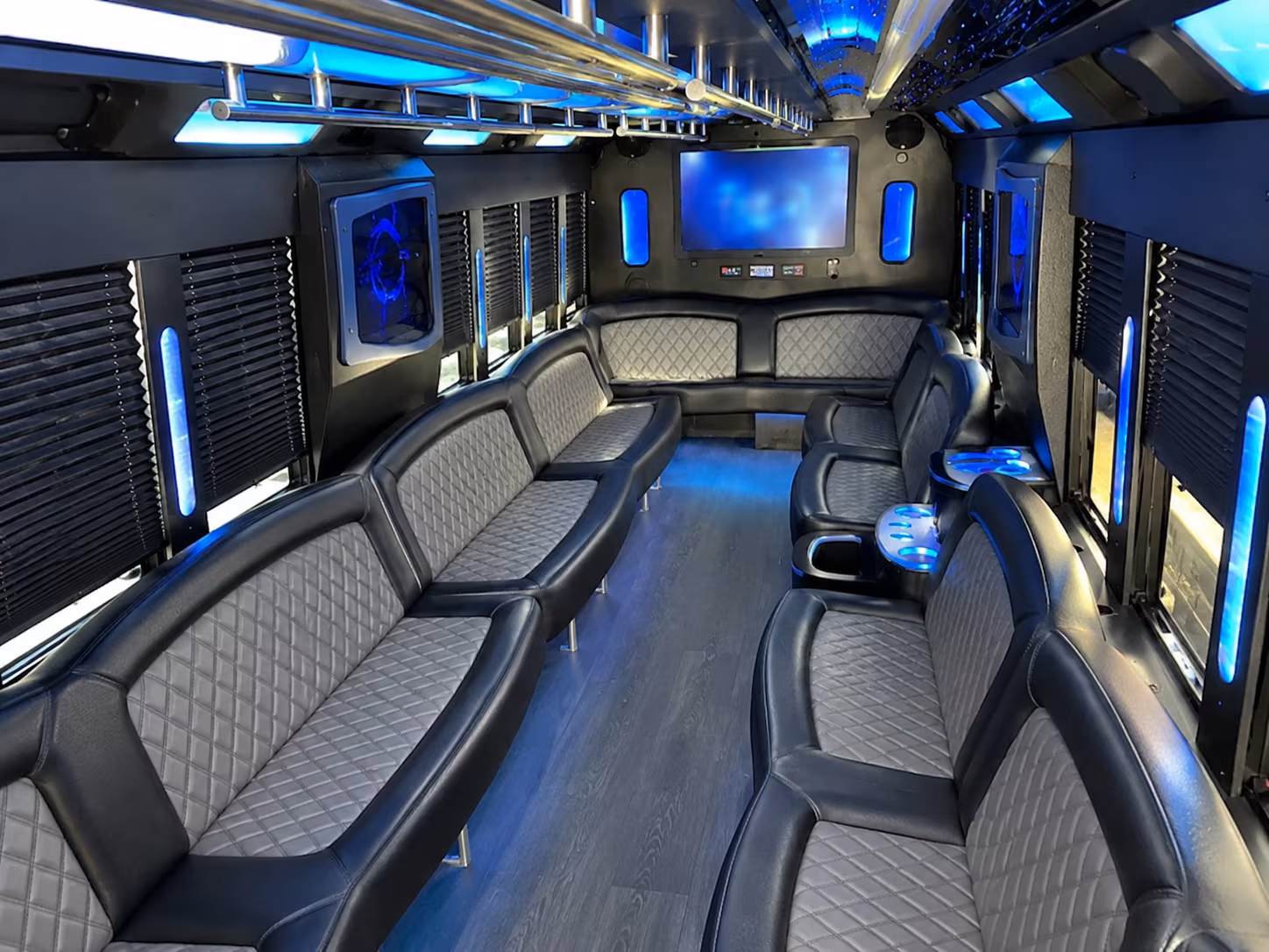 El Paso Winery Tour & Pub Crawl Transportation party bus exterior