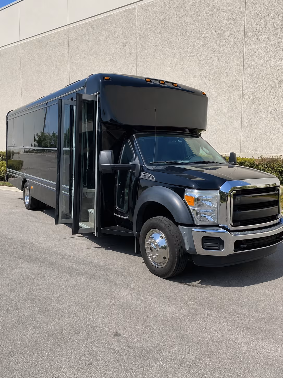 El Paso Winery Tour & Pub Crawl Transportation group transportation