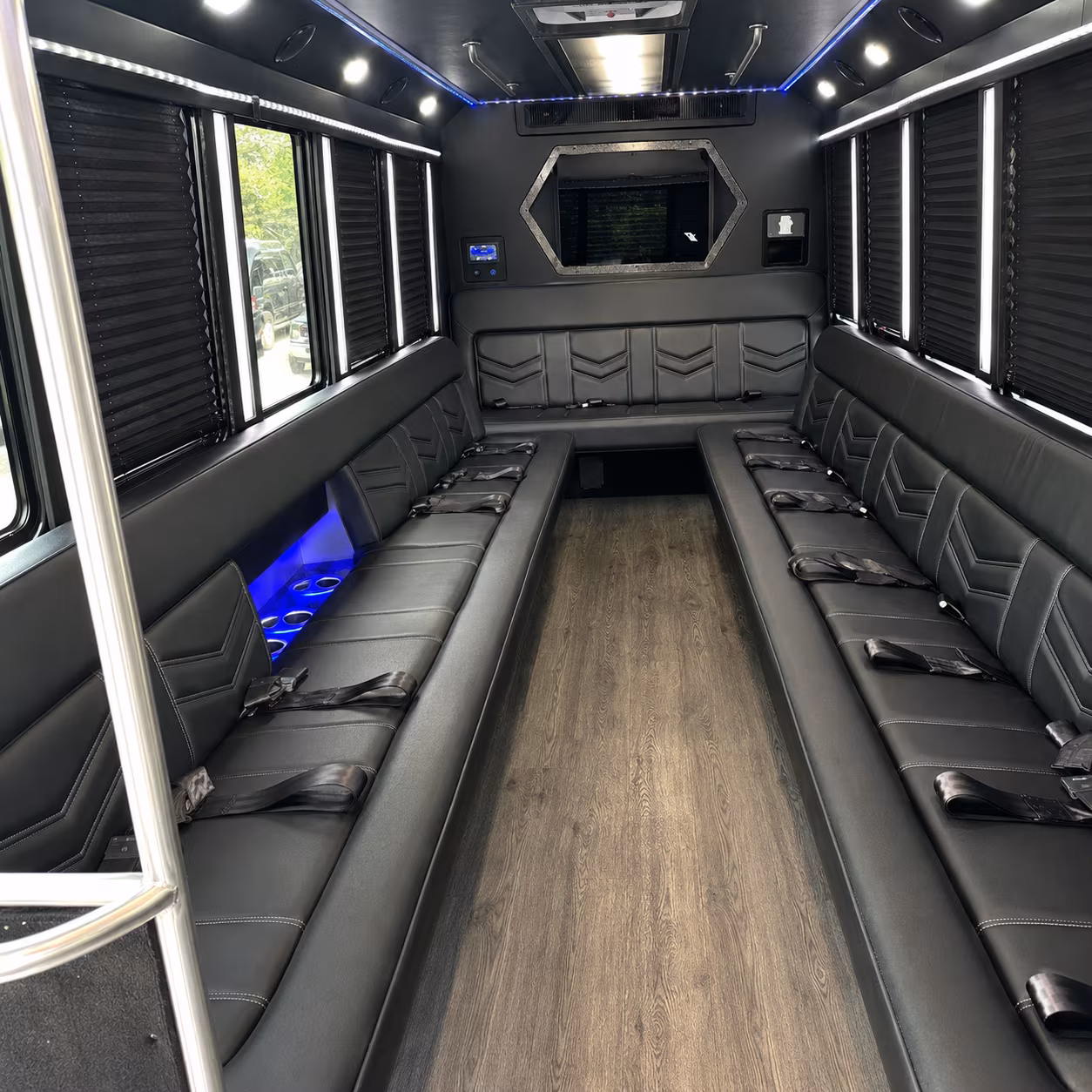 El Paso Winery Tour & Pub Crawl Transportation