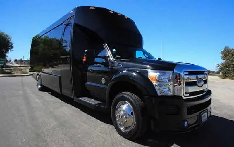 El Paso 28 Passenger Minibus
