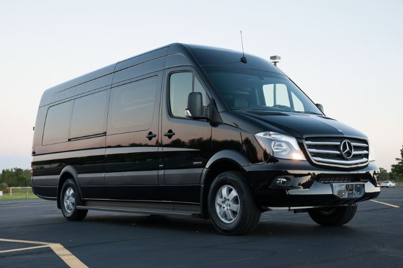 El Paso Sprinter Van Rental With Driver